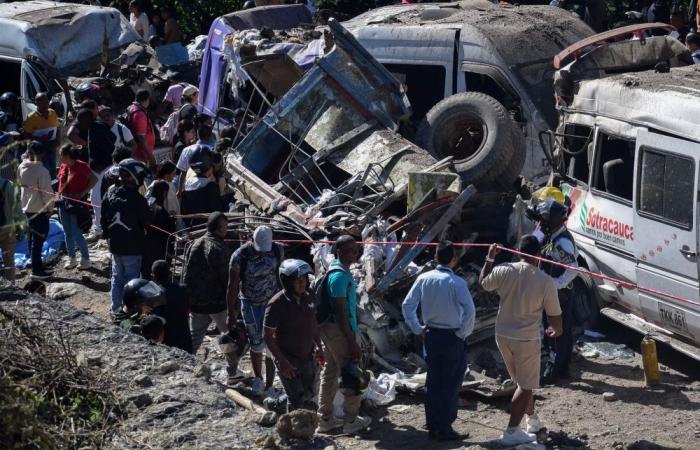 Highway bombing in Colombia kills 14, injures dozens as election violence surges