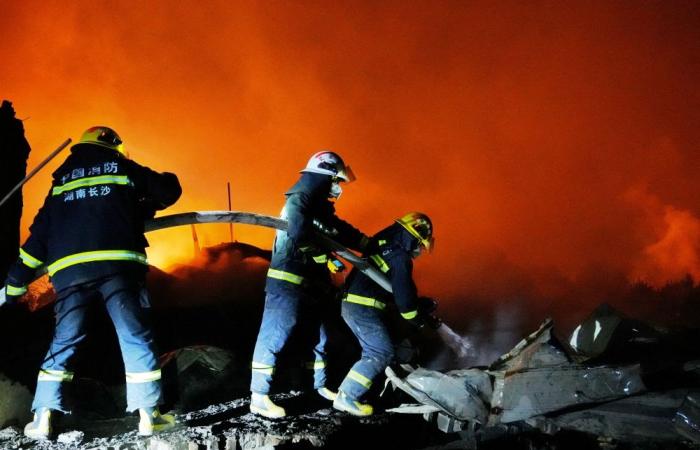 Hunan fireworks factory catches fire, 21 dead and 61 injured as Xi calls for thorough investigation (VIDEO)