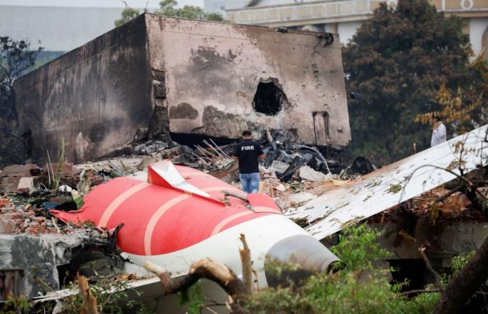 Indian pilots demand further probe of Air India crash, to investigate if cause was electric failure not pilot mistake