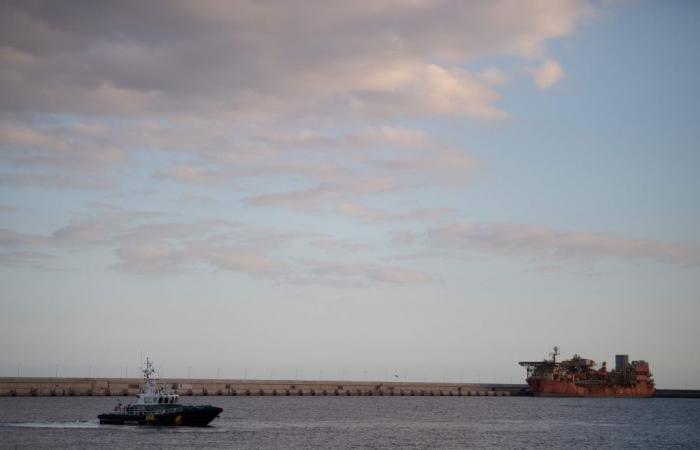 Hantavirus-hit cruise ship heads to Canary Islands for mass evacuation, WHO to coordinate