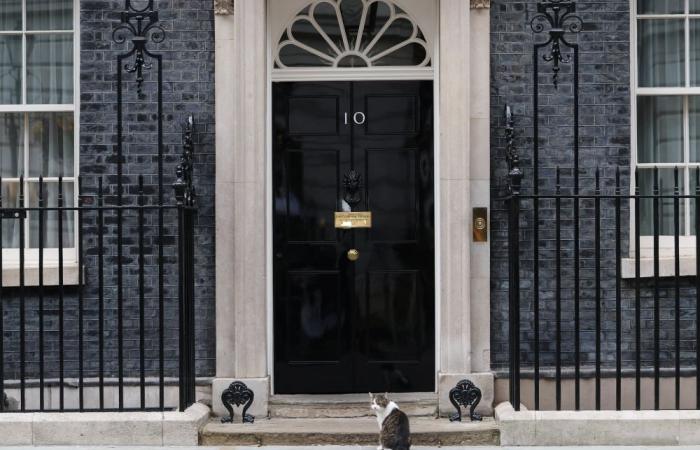 Keir Starmer vows to continue governing amidst resignation calls