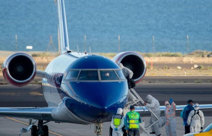 Last evacuation flights with final 28 evacuees from hantavirus ship land in Netherlands