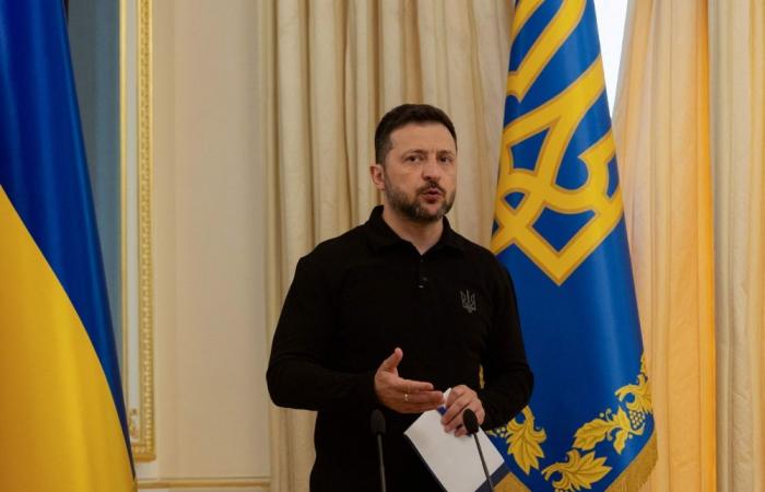 Zelenskiy says Russia may attack Ukraine or Nato from Belarusian territory