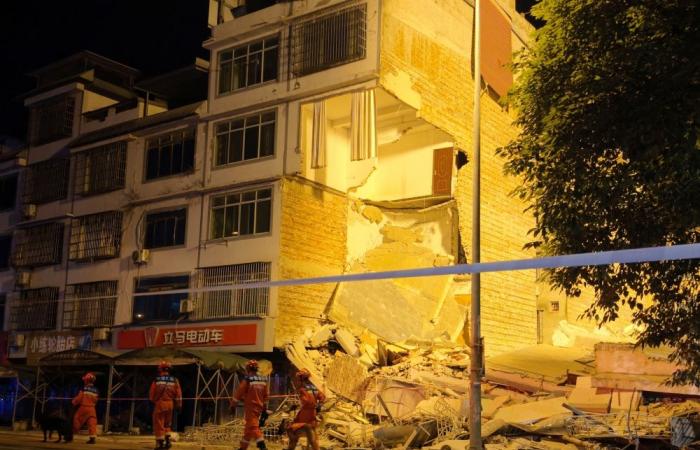 Earthquake in southern China kills two, forces over 7,000 to evacuate