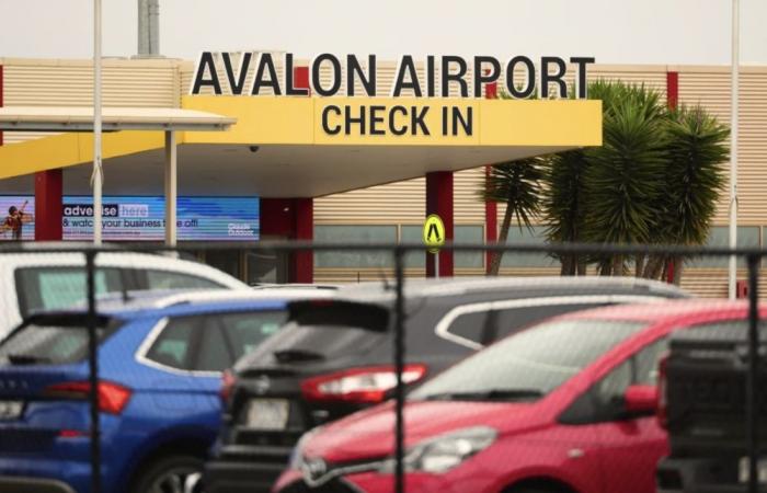 Hair today, bomb scare tomorrow: Laser beauty gadget sparks Australia airport panic
