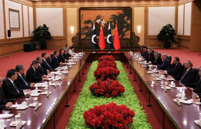 China’s Xi holds talks with Pakistan’s Sharif as Iran war diplomacy stalls
