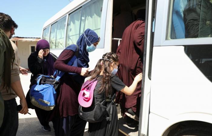 Australia says IS-linked women returning from Syria face full force of law