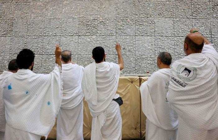 Pilgrims perform symbolic ‘stoning of the devil’ near Mecca during final Haj rites
