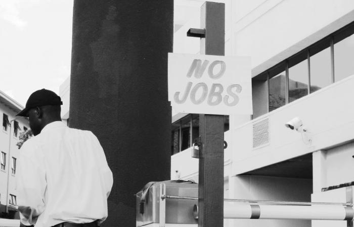 UK risks ‘lost generation’ as youth unemployment nears one million, says govt report