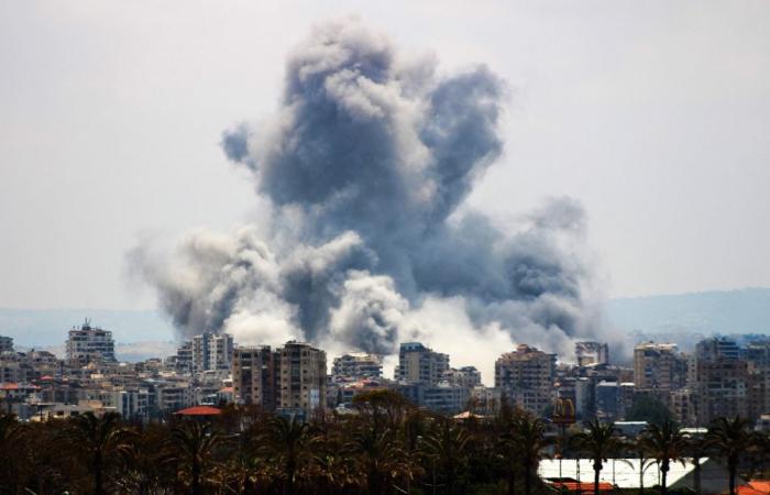 US and Iran exchange strikes as nuclear talks stall and Lebanon war widens