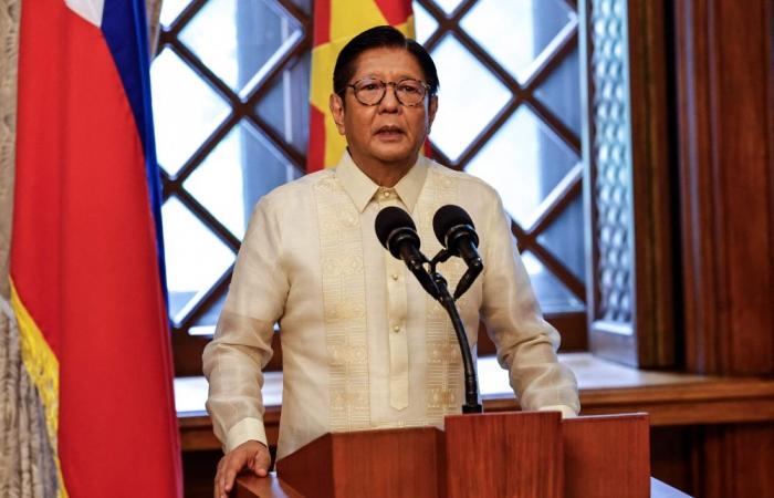Get back to work...please: Philippine president urges senators to end boycott