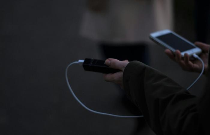Thailand finally adopts ICAO power bank rules after airline fire scares