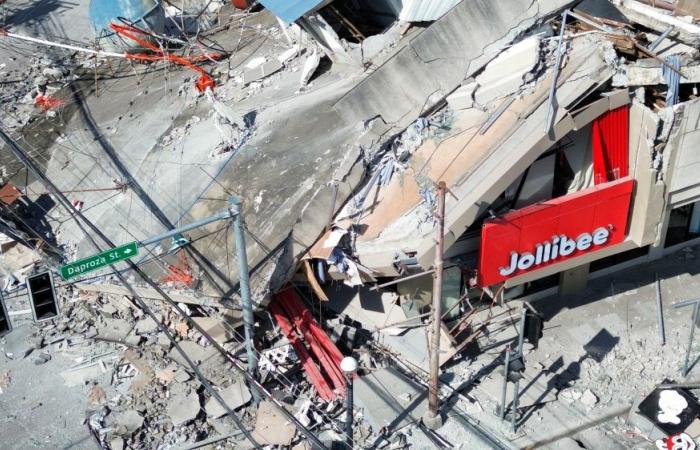 Death toll rises to 61 in Mindanao quake, dozens remain missing