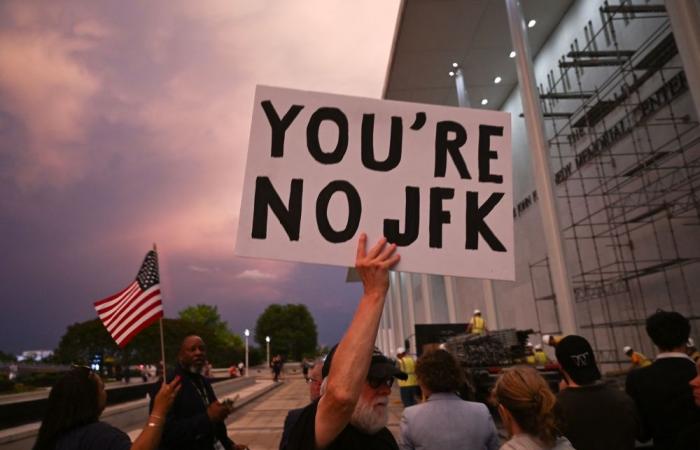 US court orders Trump’s name to be stripped from Kennedy Center as appeal fails