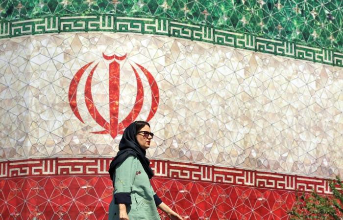 Iran says draft US deal would reopen Hormuz and grant oil‑sanctions waiver, nuclear curbs and release of frozen assets