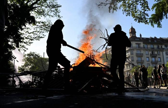 G7 protest turns from carnival to violent stand-off