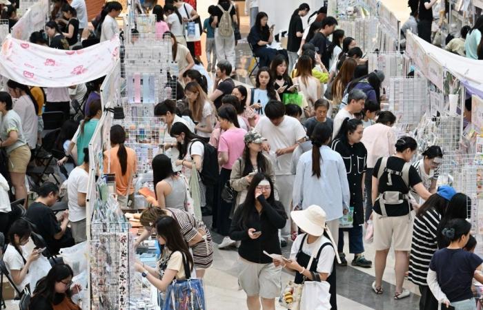 The Party provides: China’s unemployed turn to Communist Party Centres after layoffs, employment struggles