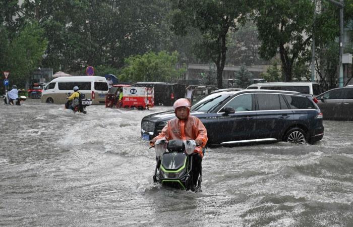 Xi calls for ‘all out’ rescue as storms, tornadoes and landslide kill 15, injure hundreds and displace thousands in China