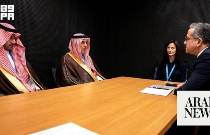 Saudi, UNESCO officials discuss AI cooperation