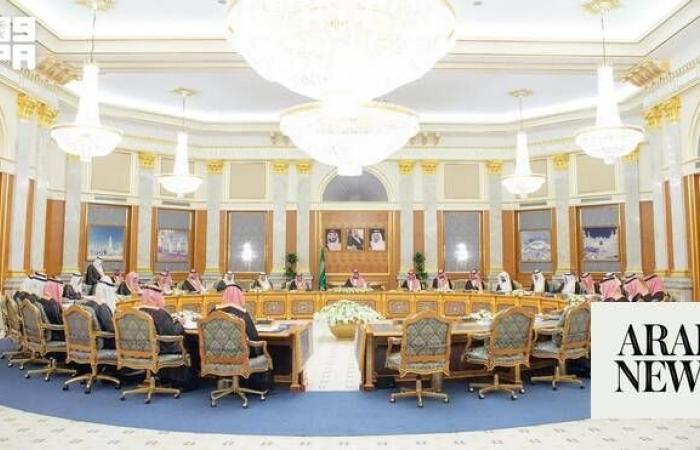 Cabinet highlights Saudi achievements in AI, empowering women and charity work