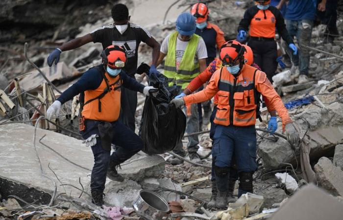 Venezuela quake death toll tops 4,800