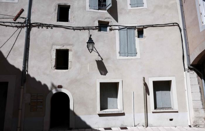France police find bodies of five babies in cardboard boxes at couple’s home