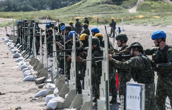 Taiwan begins biggest military drills of the year amid China invasion fears