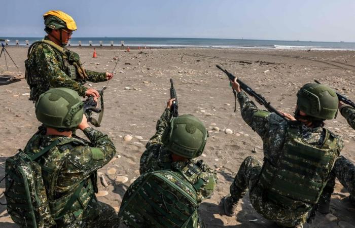 Taiwan begins biggest military drills of the year amid China invasion fears