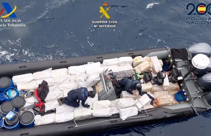 Spain police bust migrant and drug trafficking network using high-speed boats