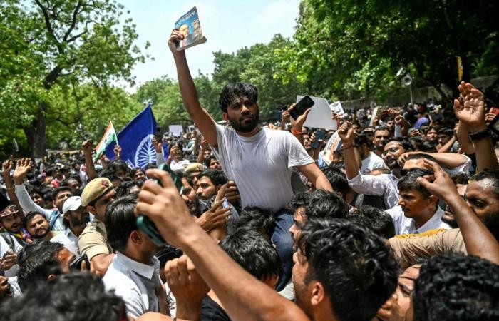 After Delhi’s ‘Cockroach’ revolt, exam protests spread to Jharkhand