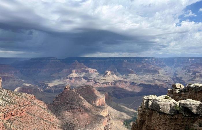 Grand Canyon faces more flash floods as crews search for 15 missing