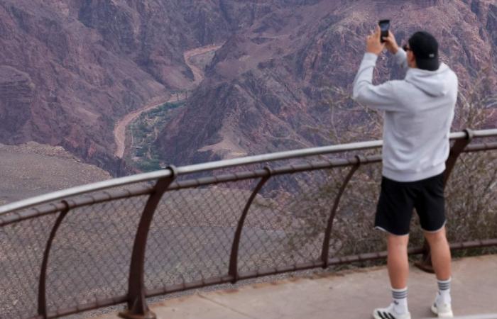 More rain threatens Grand Canyon search as flood death toll hits two, 15 missing