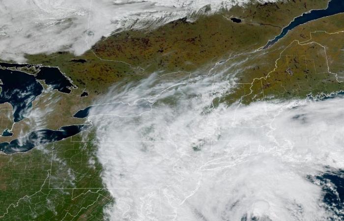 One dead, 60,000 without power as powerful storm batters US Northeast