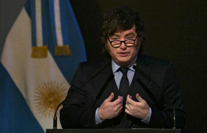 Tear gas and water cannons fired as Argentina university funding protest turns violent