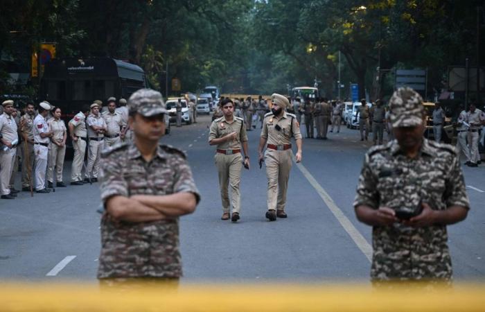 India voter-roll row escalates as Delhi blocks fresh protest against election chief
