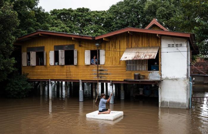 Thailand warns of flash floods and landslides in Bangkok, 35 provinces as heavy rain threatens until Oct 25