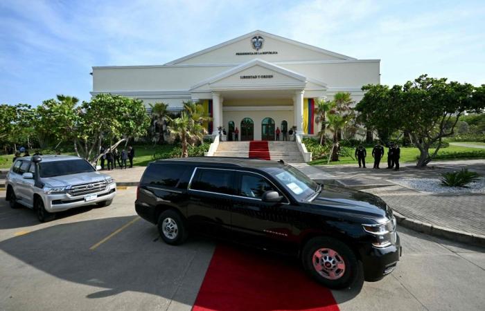 Colombia's new 'Temu White House' fuels debate over seat of power