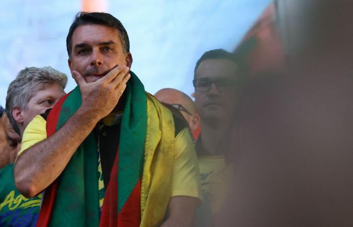 Bolsonaro’s son Flavio flees to US after election loss in Brazil