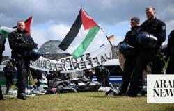 Berlin police clear pro-Palestinian camp from parliament lawn