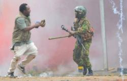 At least eight killed and hundreds hurt as Kenya protesters battle police
