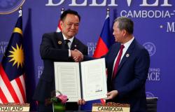 ‘Let this be the final signing’: Thailand pushes for truce as border fighting flares