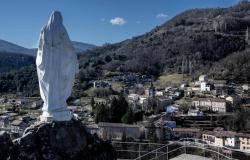 Top US Catholic cardinals question morality of American foreign policy