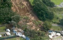 ‘Help us, get us out’: Voices heard then stopped at New Zealand landslide site