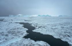 Greenland’s last ferry fights time, ice and change on fading route