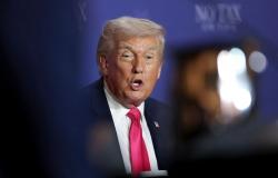 Trump calls Iran war a ‘little diversion’ as US polling shows growing public disapproval