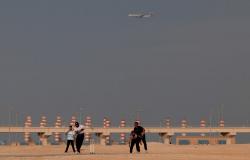 Iran partially reopens airspace, but airlines remain cautious