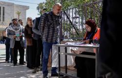 Palestinians vote in first municipal elections since Gaza war, turnout mixed across West Bank, Deir el‑Balah