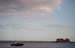 Hantavirus-hit cruise ship heads to Canary Islands for mass evacuation, WHO to coordinate