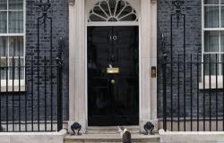 Keir Starmer vows to continue governing amidst resignation calls
