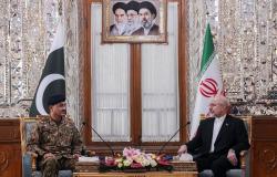 Iran media say mediator Pakistan’s army chief Asim Munir due in Tehran today